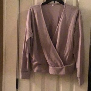 NEW- TOP- GRAY- SIZE L